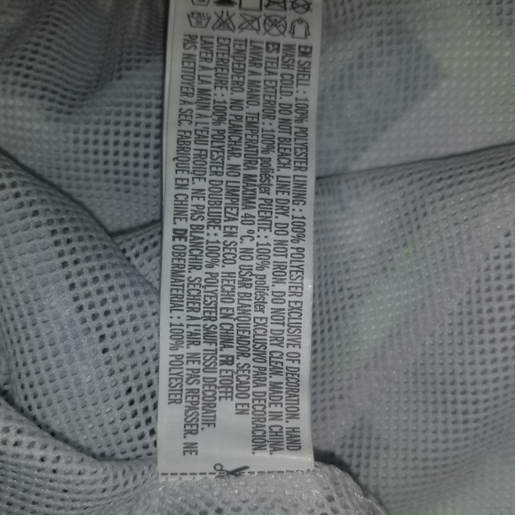 Forever 21 Mens Graphic Worldwide Windbreaker - Picture 9 of 10